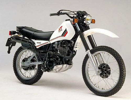 YAMAHAXT550 (5Y3)