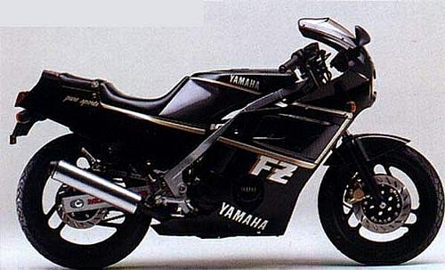 YAMAHAFZ400 (46X)